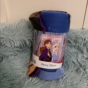 Frozen 2 fleece throw